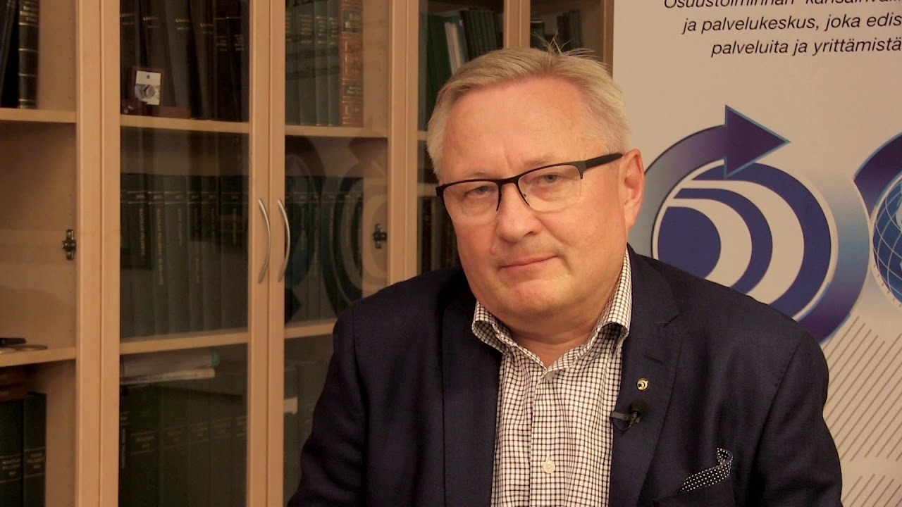Osuustoimintakeskus Pellervon Näkökulma -videolla Lars Björklöfin katsaus Pellervon syksyyn