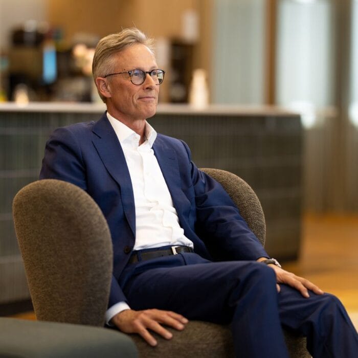 Jari Eklund tuo johtamiskokemuksensa Aalto-yliopiston osuustoiminnan opetukseen